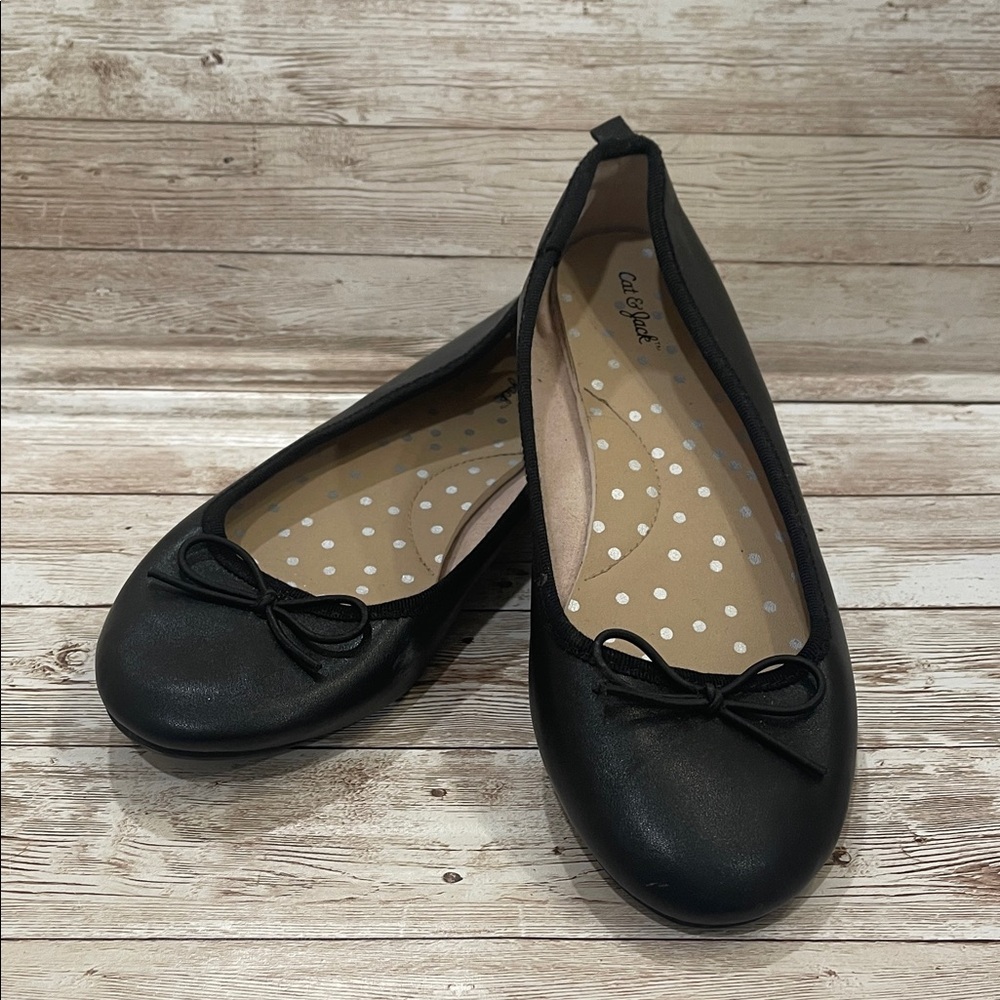 Cat & Jack Black Ballet Flats with Bow Preloved - Picture 4 of 7
